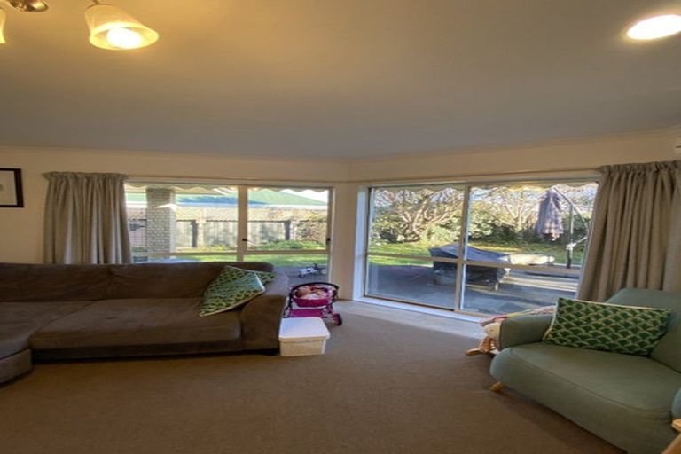 Photo of property in 51 Ararino Street, Trentham, Upper Hutt, 5018