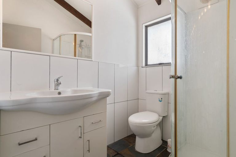 Photo of property in 5a Costar Place, Wiri, Auckland, 2104