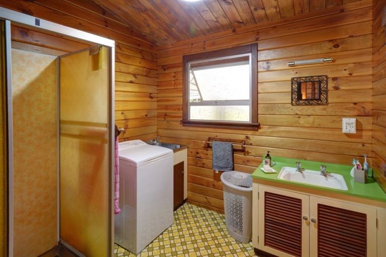 Photo of property in 20 Woodend Road, Woodend, 7610