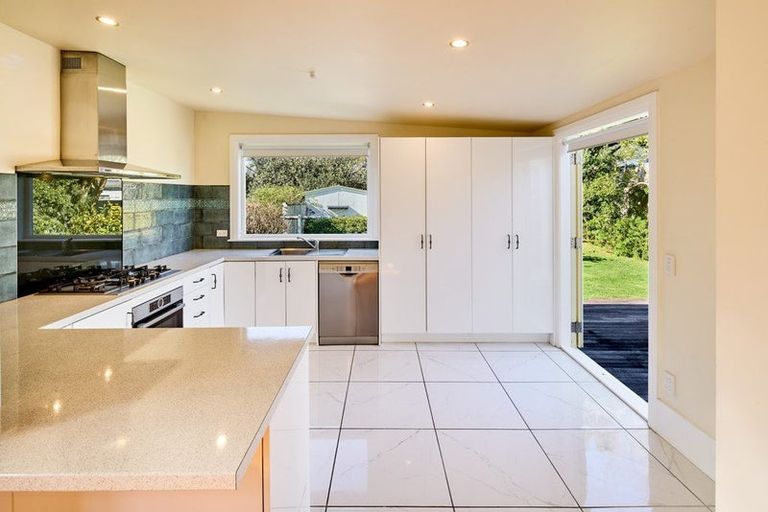 Photo of property in 29 Leighton Avenue, Waiwhetu, Lower Hutt, 5010