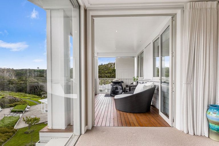 Photo of property in 123 Panorama Heights, Orewa, 0931