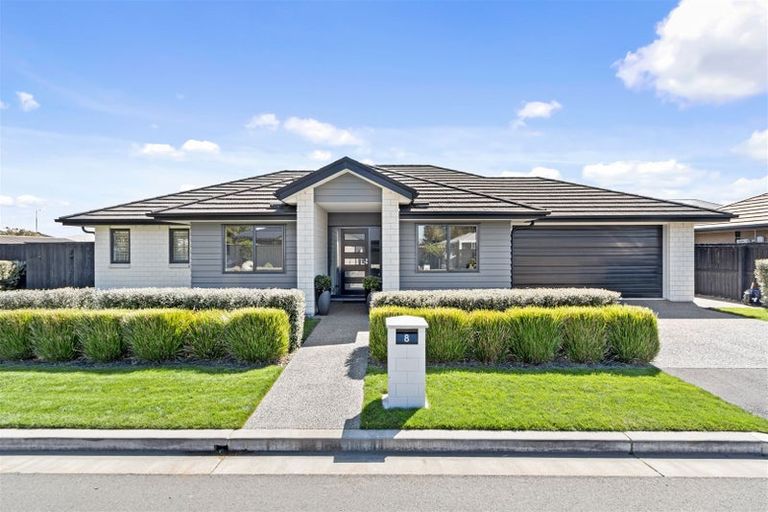 Photo of property in 8 Parawai Street, Marshland, Christchurch, 8083