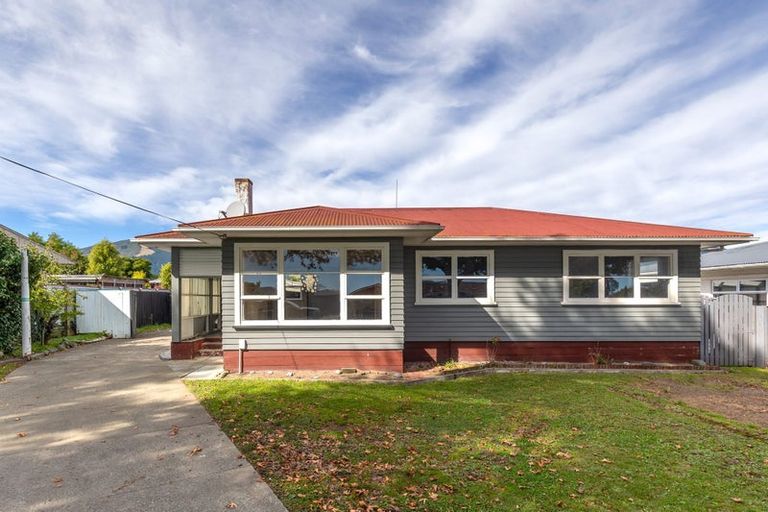 Photo of property in 293 Nayland Road, Stoke, Nelson, 7011