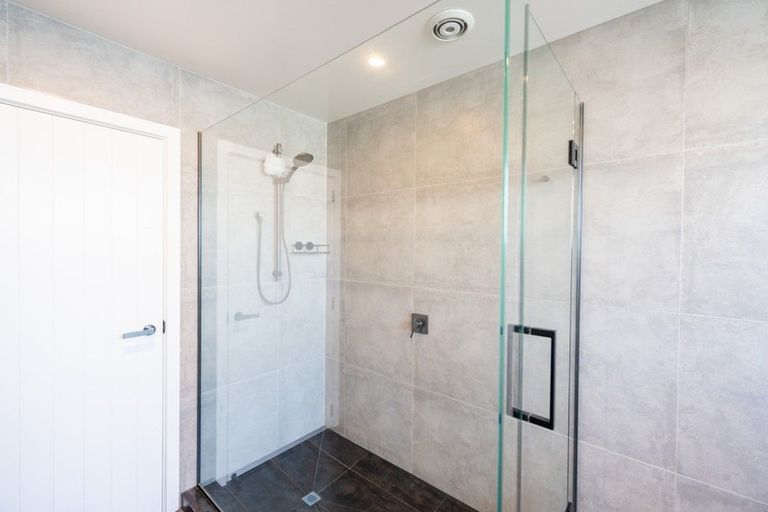 Photo of property in 10 Red Deer Place, Te Anau, 9600