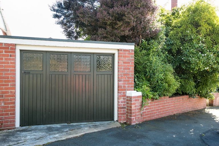 Photo of property in 33 Tolcarne Avenue, Maori Hill, Dunedin, 9010