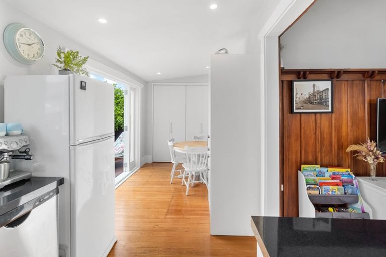 Photo of property in 34 Young Street, Somerfield, Christchurch, 8024