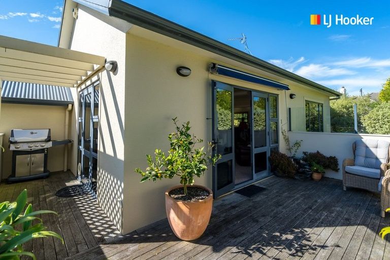 Photo of property in 55 Mornington Road, Balaclava, Dunedin, 9011