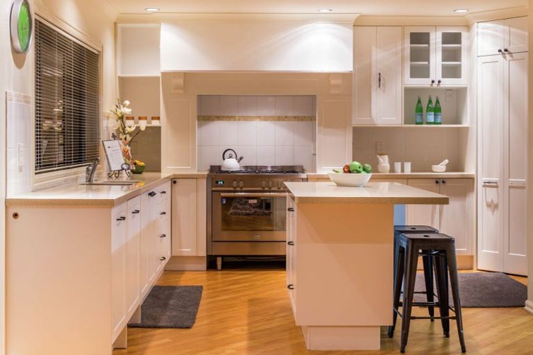 Photo of property in 49 Arahiwi Grove, Tirohanga, Lower Hutt, 5010