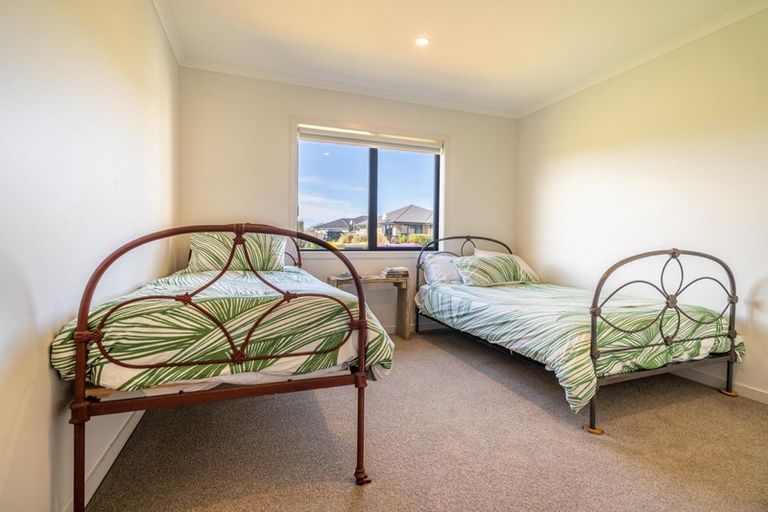 Photo of property in 17 Cunaris Way, Te Anau, 9600