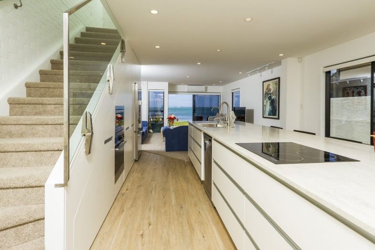 Photo of property in 1/15 Craig Road, Milford, Auckland, 0620