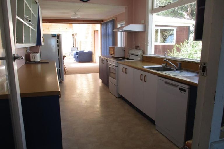 Photo of property in 67 Wharemauku Road, Raumati Beach, Paraparaumu, 5032