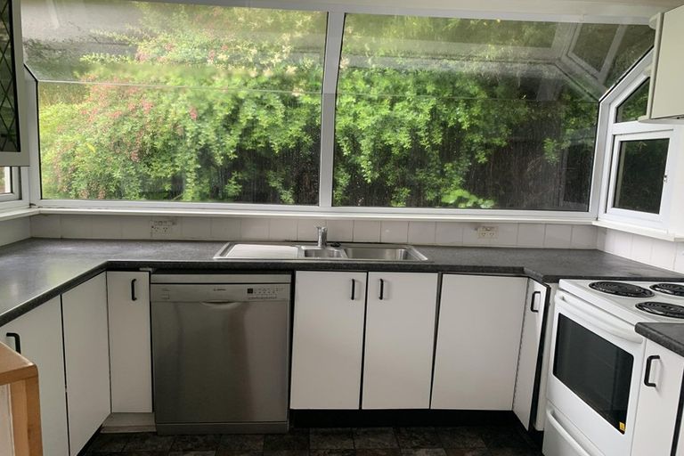 Photo of property in 2/3 Kingston Heights Road, Kingston, Wellington, 6021