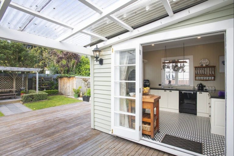 Photo of property in 165 Whitaker Street, Whataupoko, Gisborne, 4010