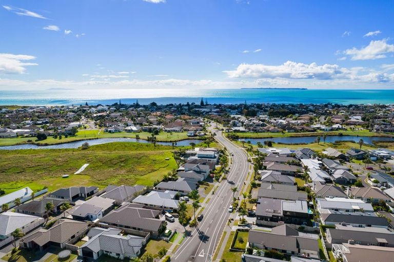 Photo of property in 99 Palm Springs Boulevard, Papamoa Beach, Papamoa, 3118