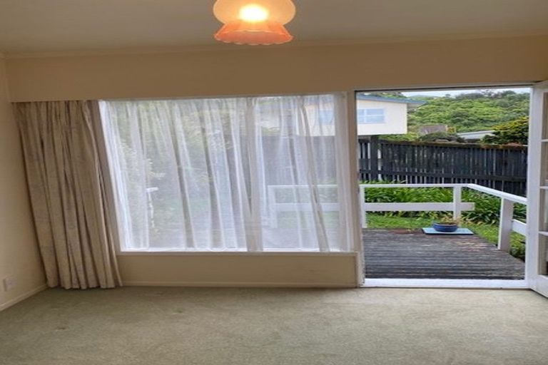 Photo of property in 12 Cranwell Street, Churton Park, Wellington, 6037