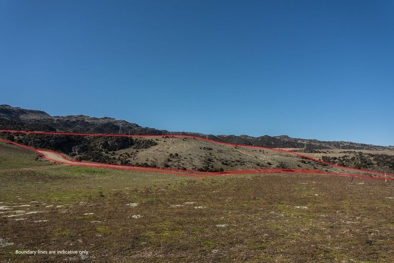 Photo of property in 38 Lakefront Terrace, Northburn, Cromwell, 9383