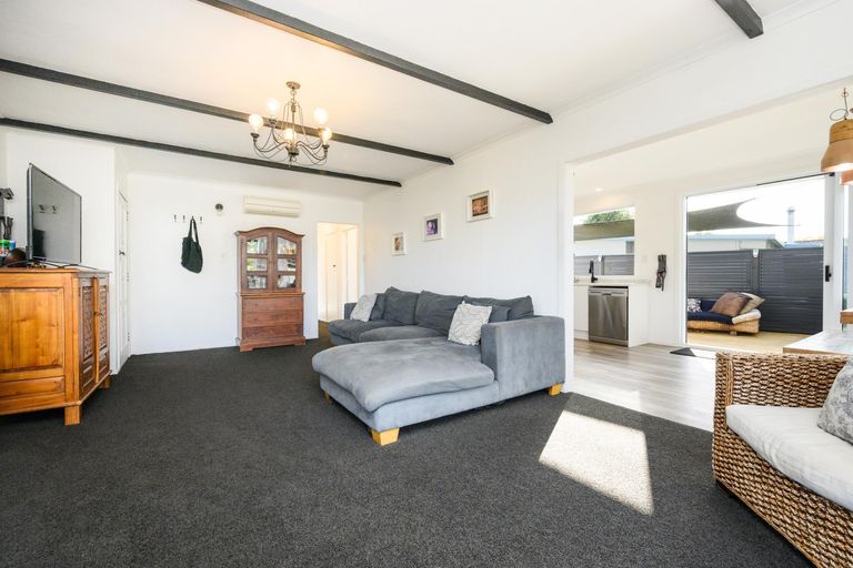 Photo of property in 11 Juliana Place, Awapuni, Palmerston North, 4412