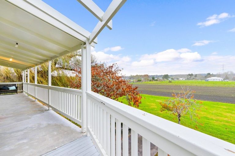 Photo of property in 9b Trotting Course Drive, Kumeu, 0891