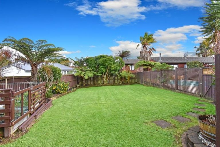 Photo of property in 156 Carnoustie Drive, Wattle Downs, Auckland, 2103