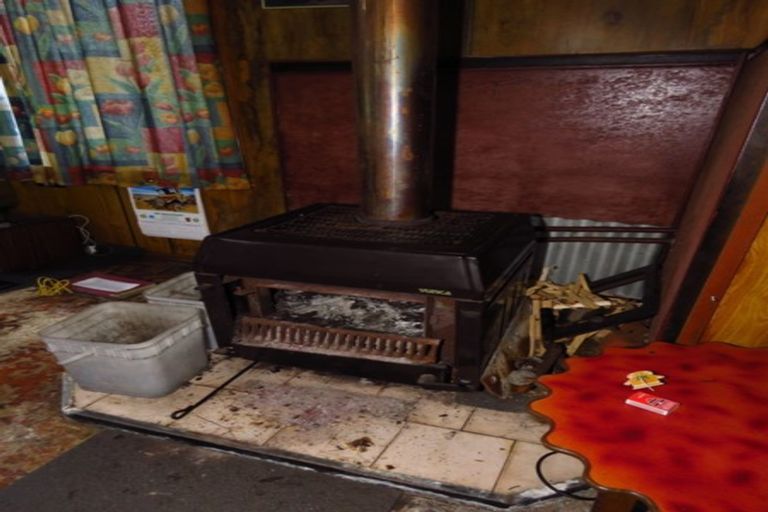 Photo of property in 9 Main Road, Hector, 7822