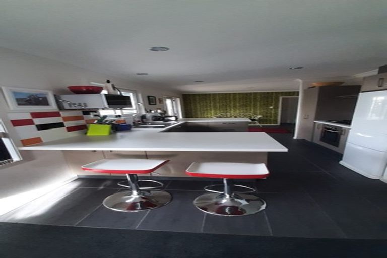 Photo of property in 32 Sea Vista Drive, Pukerua Bay, 5026