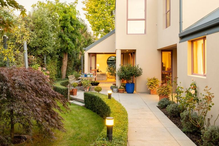 Photo of property in 25a Reeves Road, Opawa, Christchurch, 8023