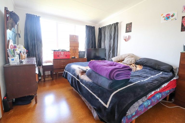 Photo of property in 211 Moanataiari Street, Thames, 3500
