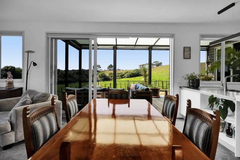 Photo of property in 5d Vardon Way, Waiwhakaiho, New Plymouth, 4312