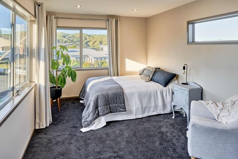 Photo of property in 17 Mo Street, Camborne, Porirua, 5026