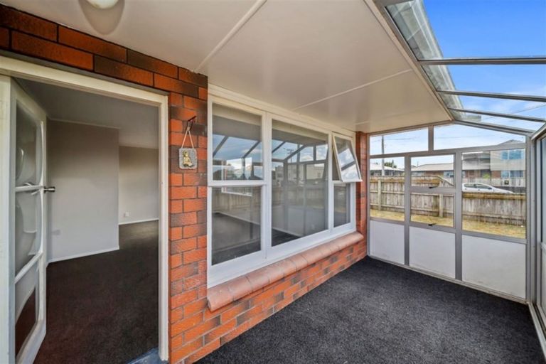 Photo of property in 14 Caledonia Street, Hawera, 4610