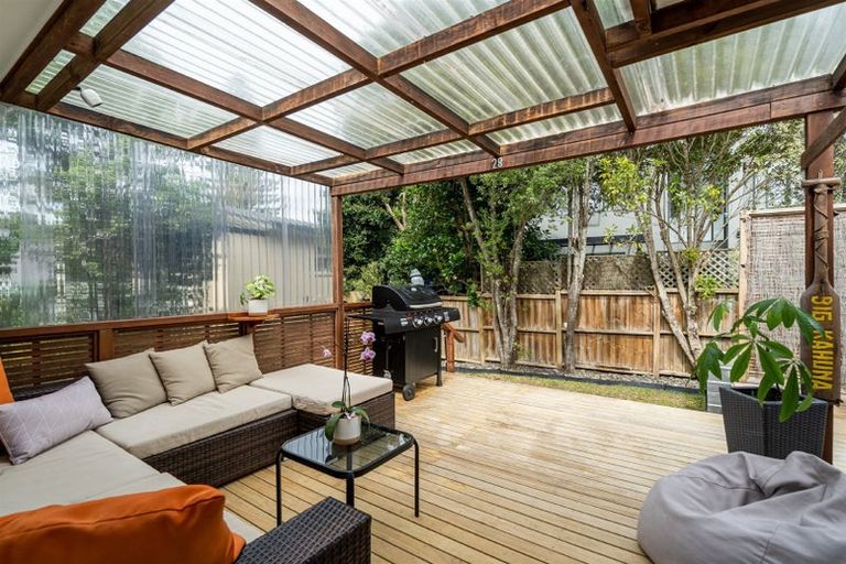 Photo of property in 1/28 Hart Road, Hauraki, Auckland, 0622