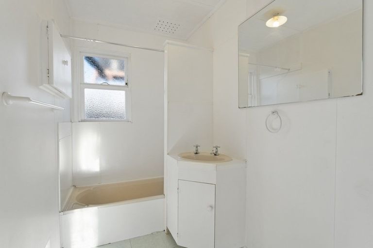 Photo of property in 19 Hillies Road, Kurow, 9498