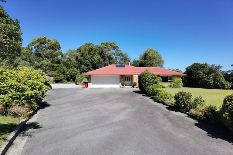 Photo of property in 76 Pine Tree Road, Kaniere, Hokitika, 7881