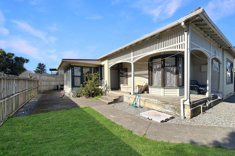 Photo of property in 24 Euston Street, Riccarton, Christchurch, 8041