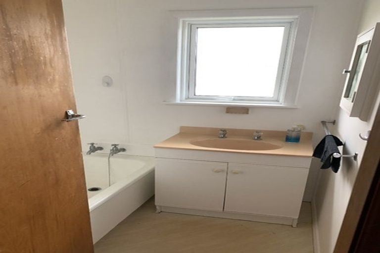 Photo of property in 36 Holdsworth Avenue, Milson, Palmerston North, 4414