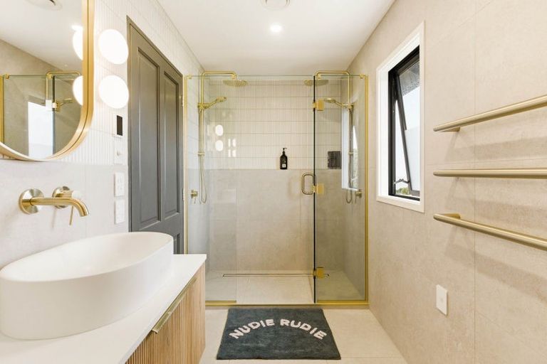 Photo of property in 5 Highgrove, Saint Clair, Dunedin, 9012