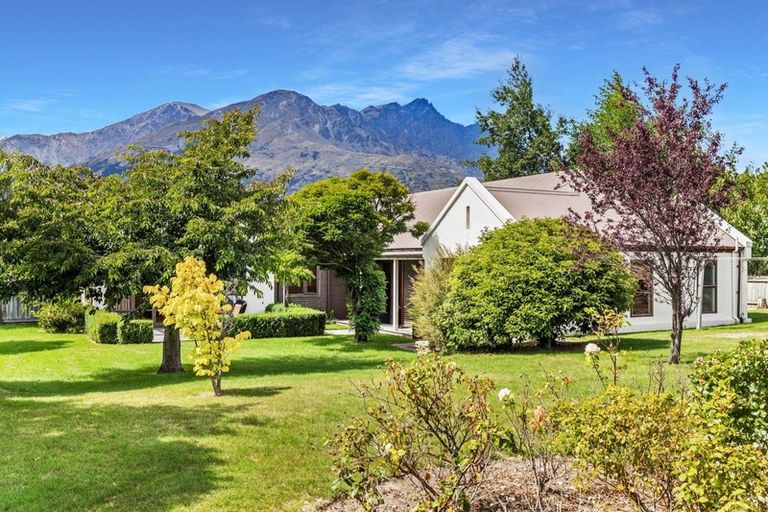 Photo of property in 9 Portree Drive, Lower Shotover, Queenstown, 9371