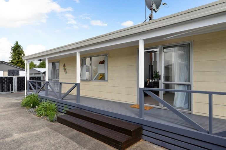 Photo of property in 50 Sunnyside Road, Nawton, Hamilton, 3200