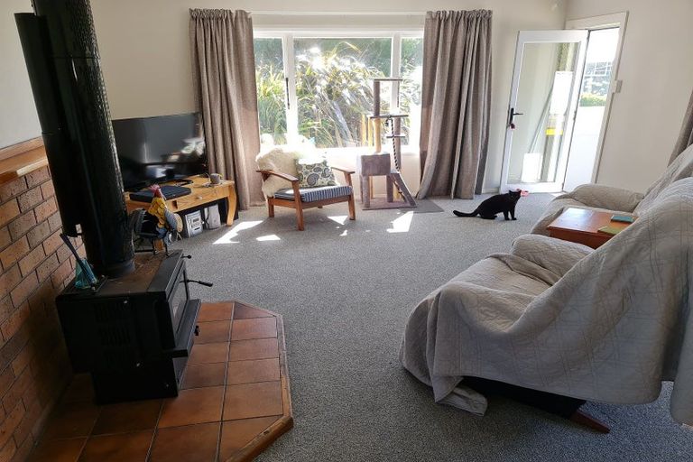 Photo of property in 2 Larsen Street, Cape Foulwind, Westport, 7892