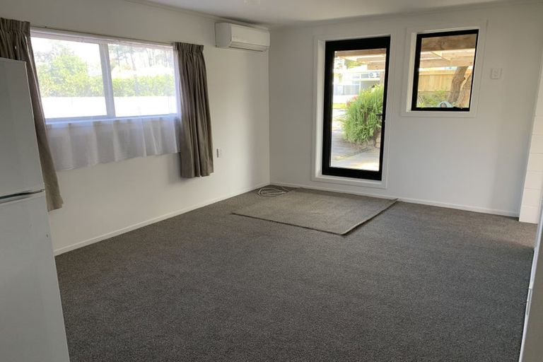 Photo of property in 2/108 Portage Road, New Lynn, Auckland, 0600