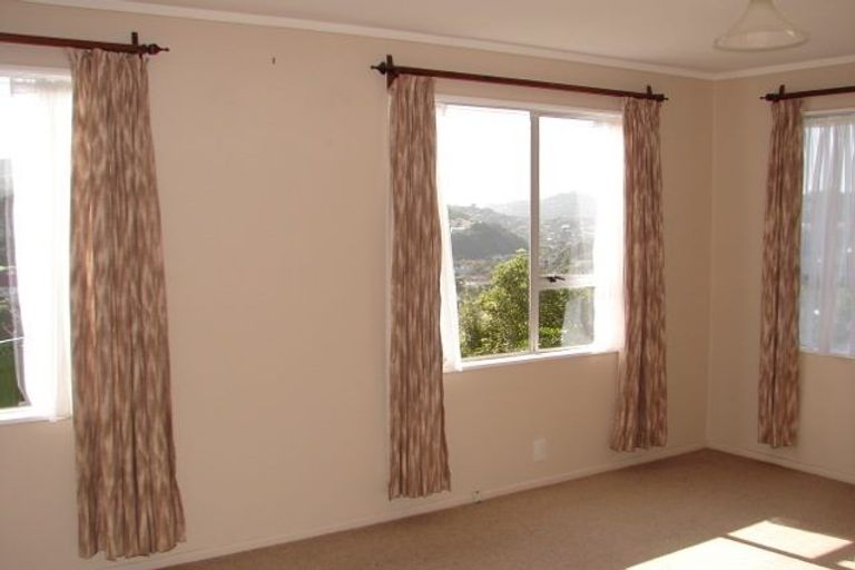 Photo of property in 99a Allington Road, Karori, Wellington, 6012