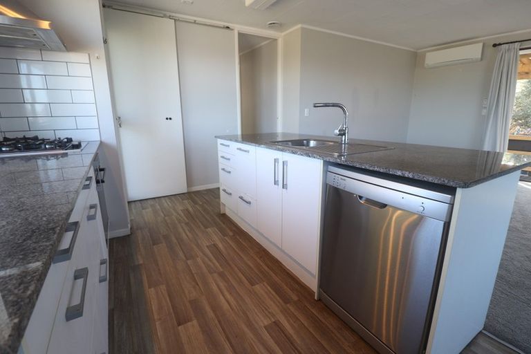 Photo of property in 9 Elizabeth Drive, West Harbour, Auckland, 0618