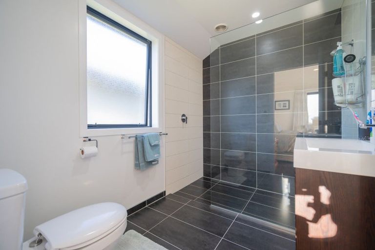 Photo of property in 24 Burnby Drive, Te Anau, 9679