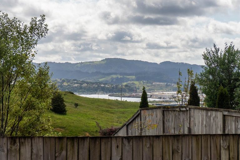 Photo of property in 2 Leeward Terrace, Port Whangarei, 0110