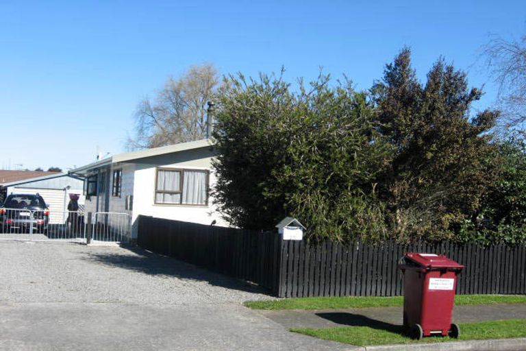 Photo of property in 28 King Street, Carterton, 5713