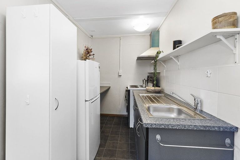 Photo of property in 107 Volga Street, Island Bay, Wellington, 6023