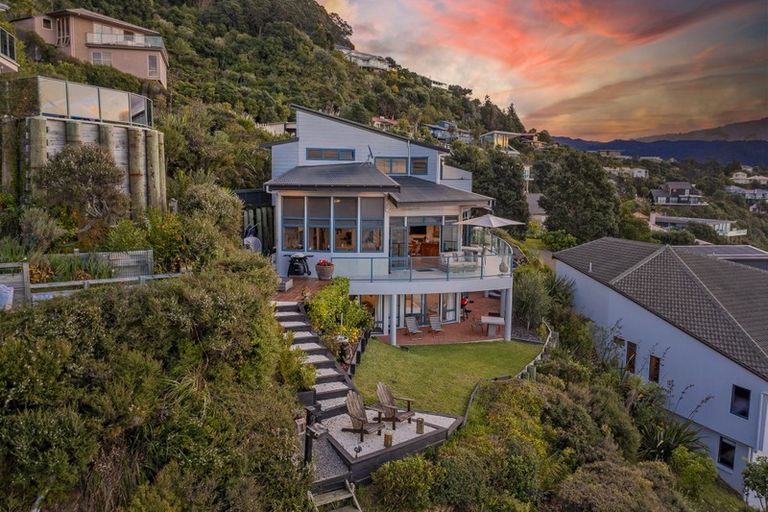 Photo of property in 19 Oceana Heights, Tairua, 3508