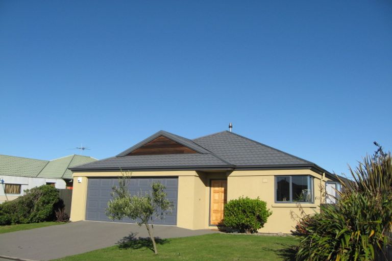 Photo of property in 51 Shenley Drive, Belfast, Christchurch, 8051