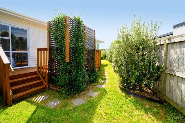 Photo of property in 37 Shoemaker Road, Waipu, 0510