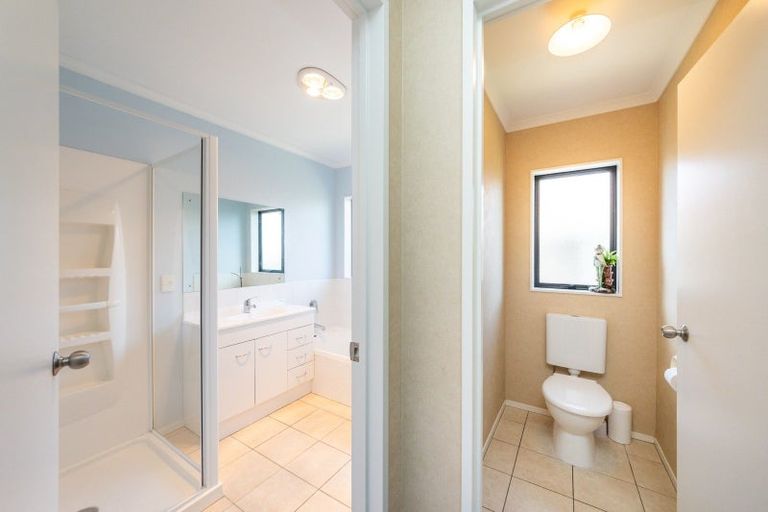 Photo of property in 54 Peter Hall Drive, Kelvin Grove, Palmerston North, 4414